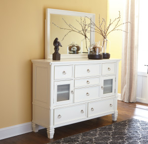 B672, Prentice, Dresser, Mirror, Nightstand, Media Chest, Door Chest, Queen Bed, King Bed, Bedroom Set, Ashley, Prentice Bedroom Set, Storage Footboard