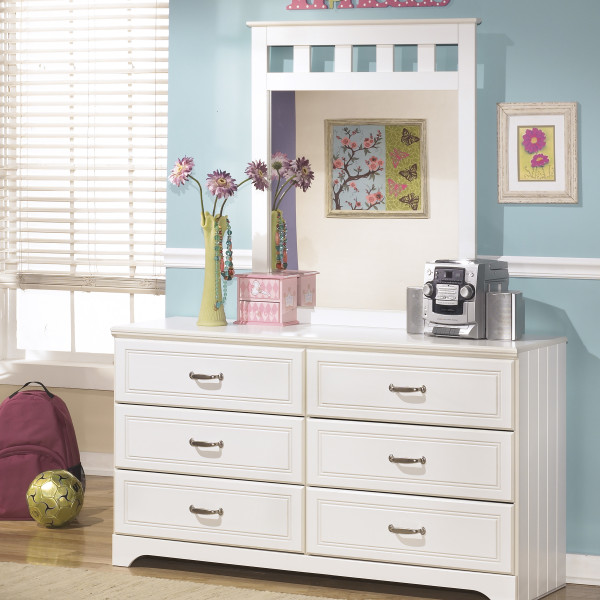 B102-21 Lulu Dresser