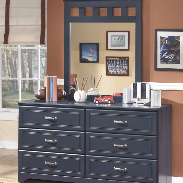 B103-21 Leo Dresser
