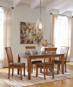 D199-25 Berringer Dining Room